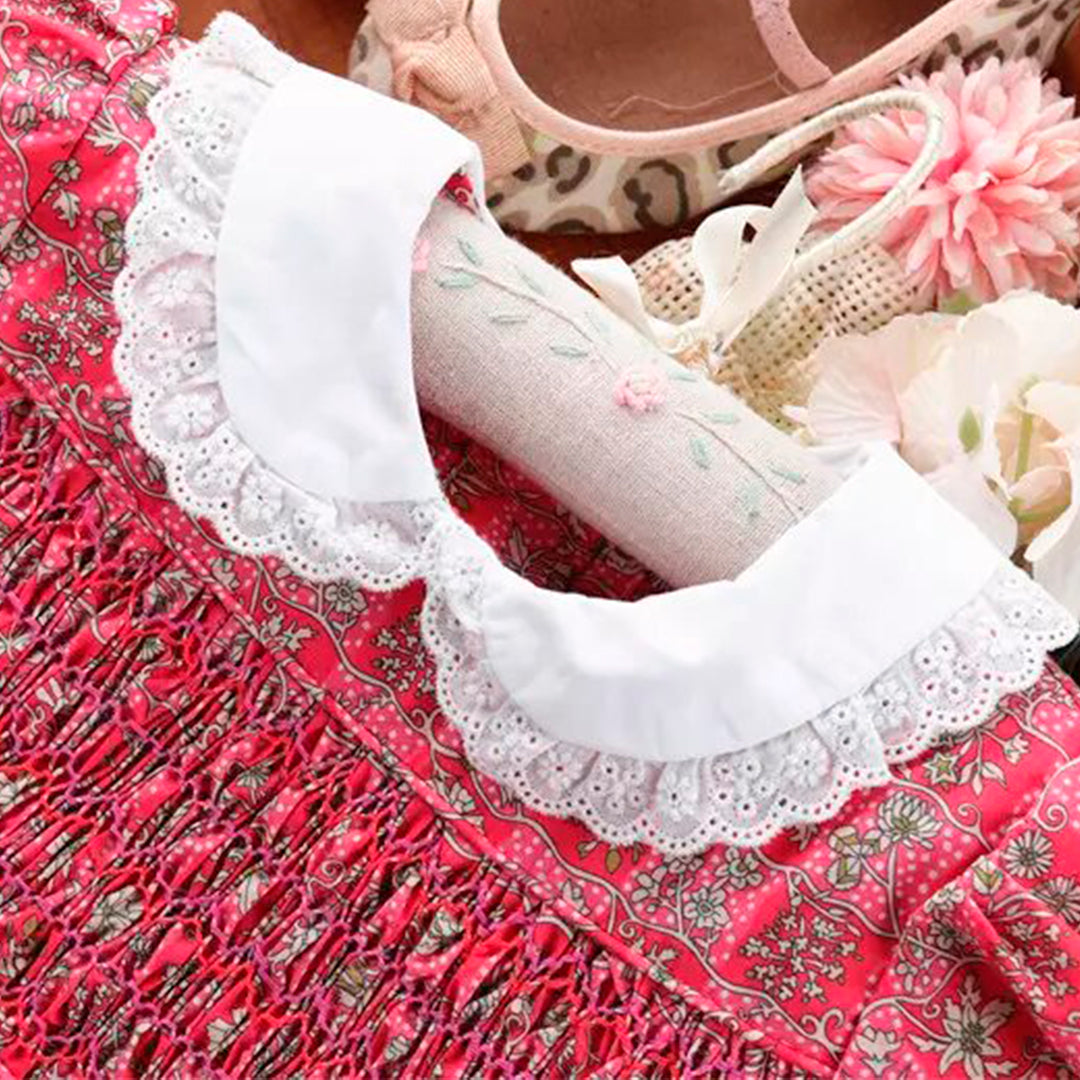 Vestido fruncido floral para niñas